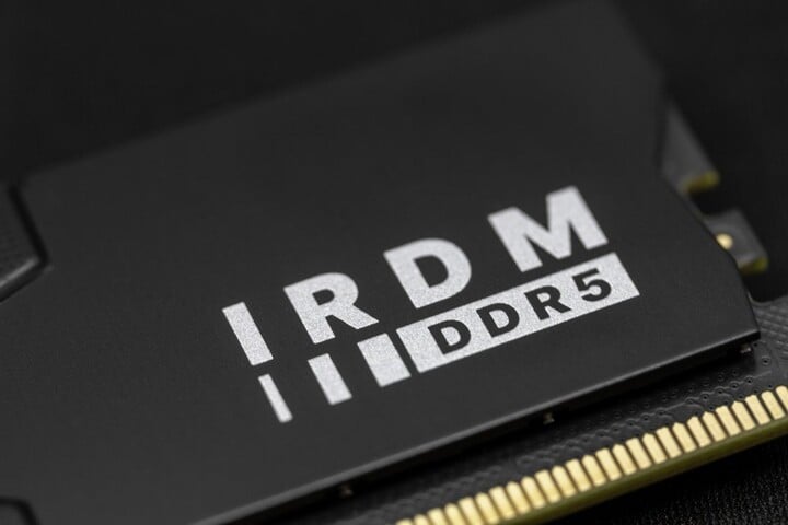 Memorie operative RAM GOODRAM IRDM, 32GB (2x 16GB) DDR5 6000Mhz CL30