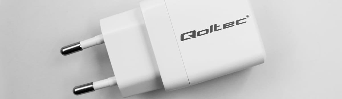 Karikues AC Qoltec 45W GaN, USB C PD, USB QC 3.0, i bardhë