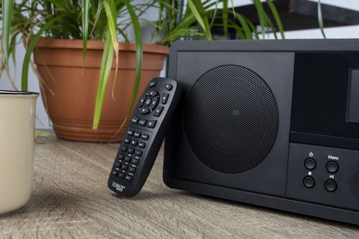 Radio Technaxx TX-187, e zezë