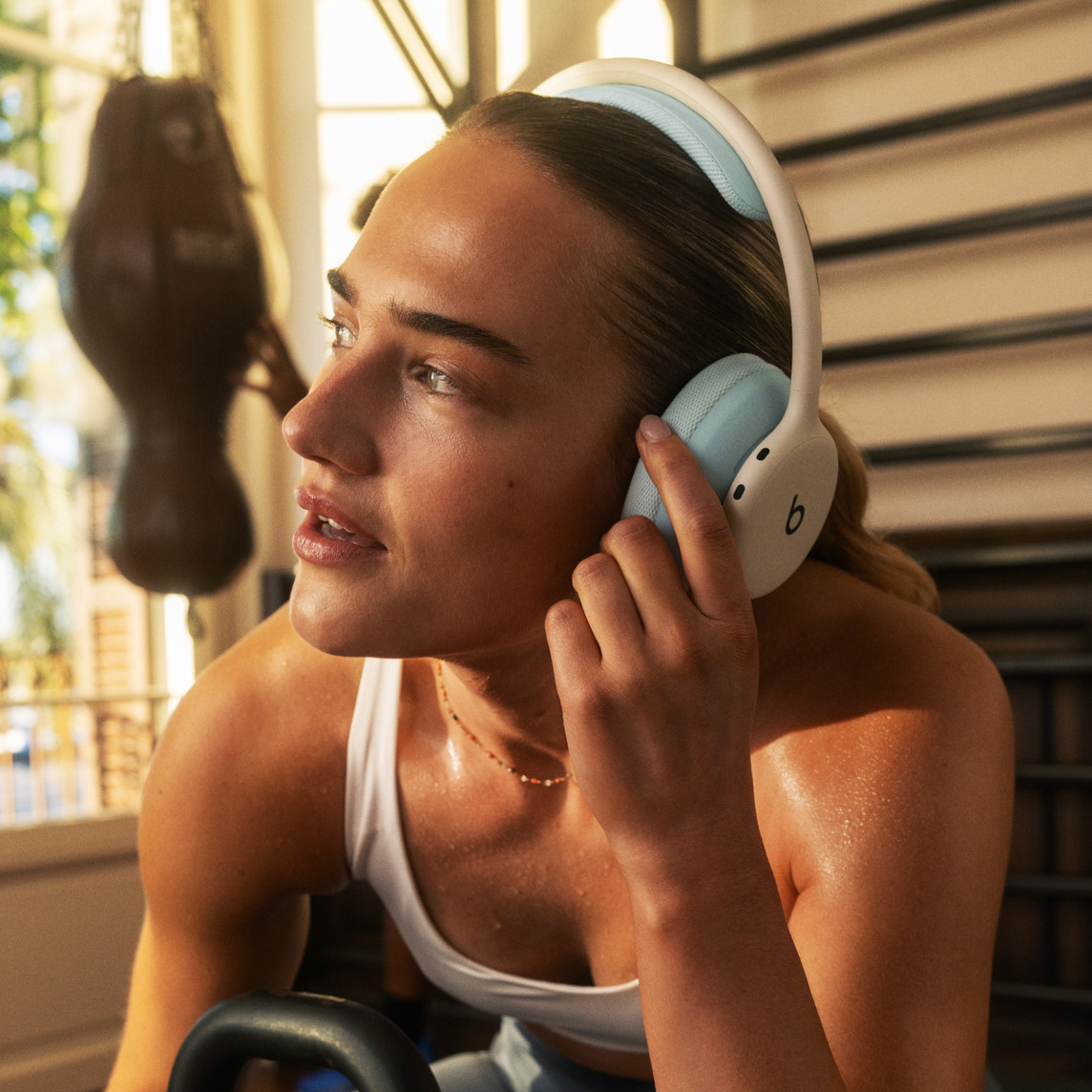 Beats 360 Over-Ear Headphones, Cloud with Cloud Performance Knit Cushions