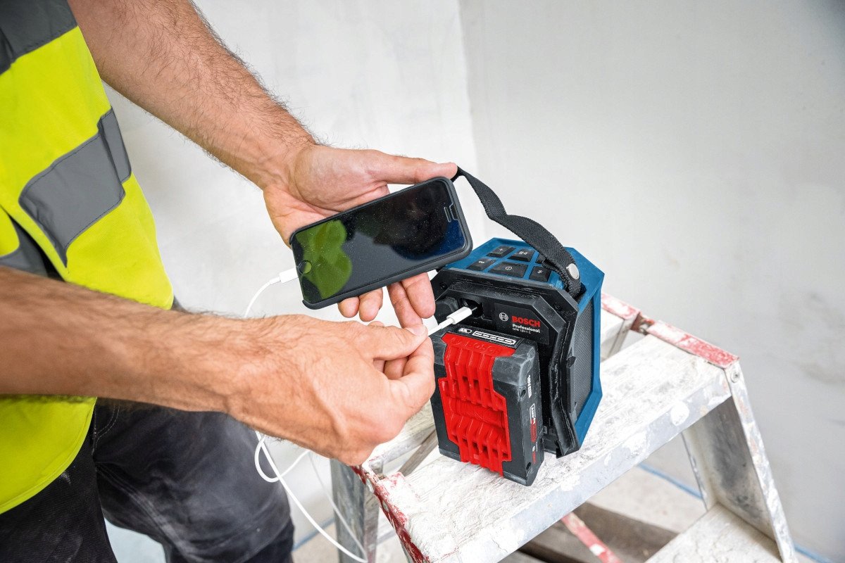 Kuti me zë Bosch Professional GPB 18V-1 C, Bluetooth, USB-C, blu