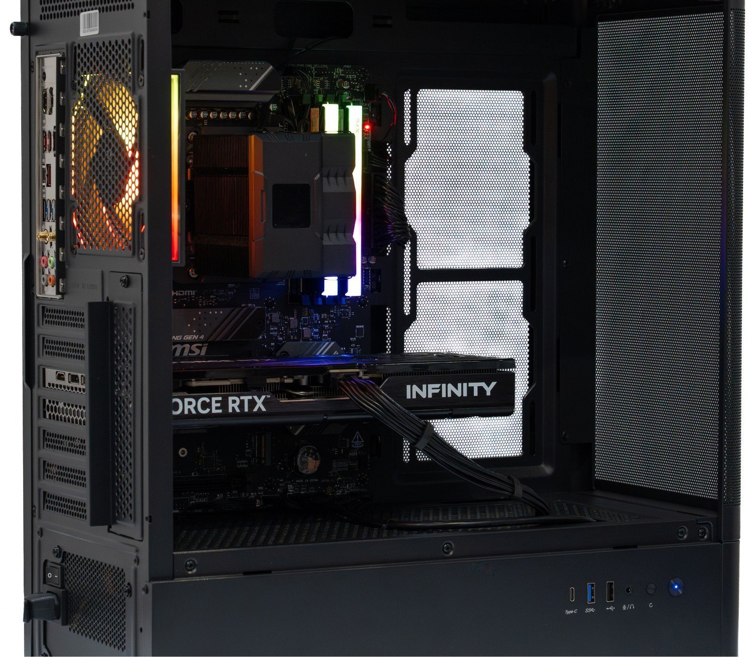 Kompjuter gaming Game X G100, Ryzen 5 5600X, 32GB RAM, SSD 1TB, i zi