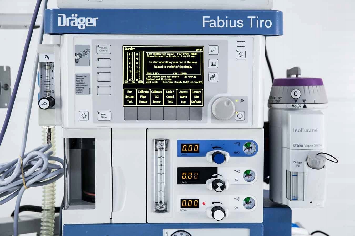 Mbajtës muri për TV DELTACO Office, 32"-55", anim, i zi