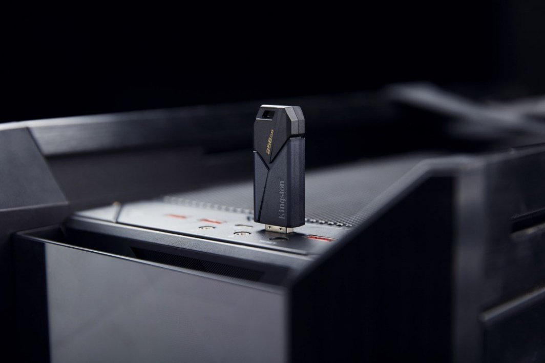 USB Kingston DataTraveler Exodia Onyx - 256GB, e zezë