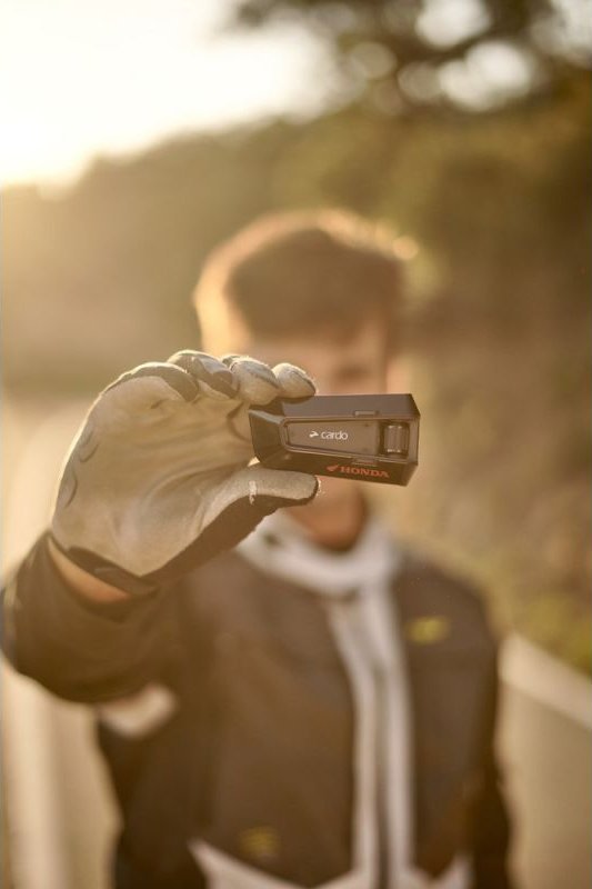 Sistem interkomi Bluetooth për motor Cardo Packtalk Edge, Dynamic Mesh, IP67, i zi