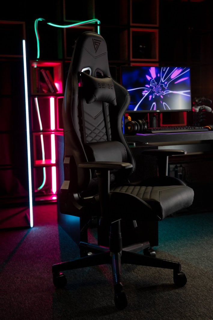 [OUTLET] Karrige SENSE7 Spellcaster, e zezë/e kaltër