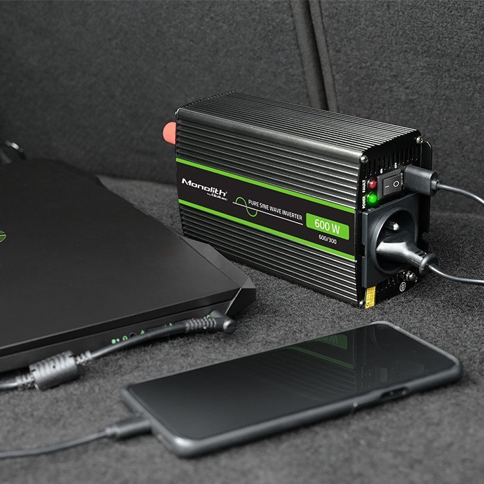 Inverter tensioni Qoltec Monolith 300W, 24V në 230V, Pure Sine Wave