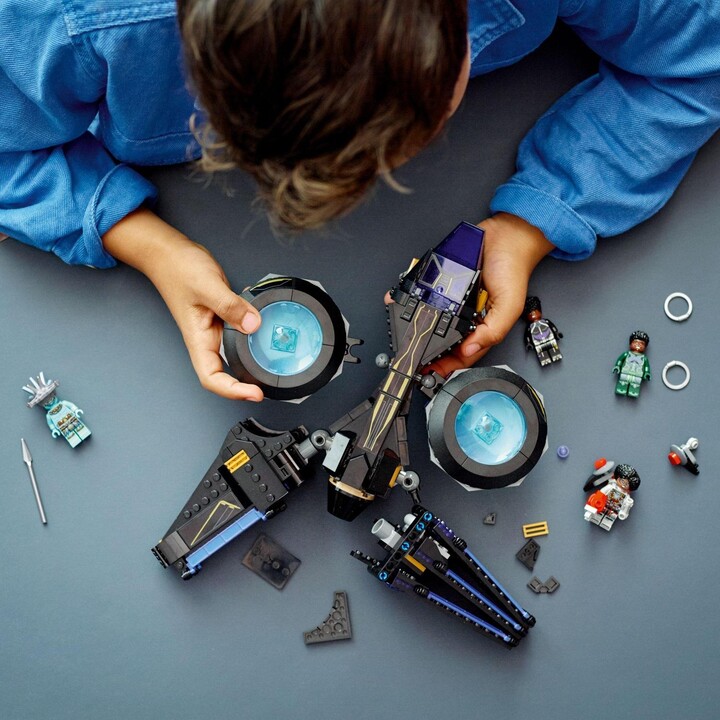 Set LEGO® Marvel 76211 Shuri's Sunbird Jet, 355 pjesë