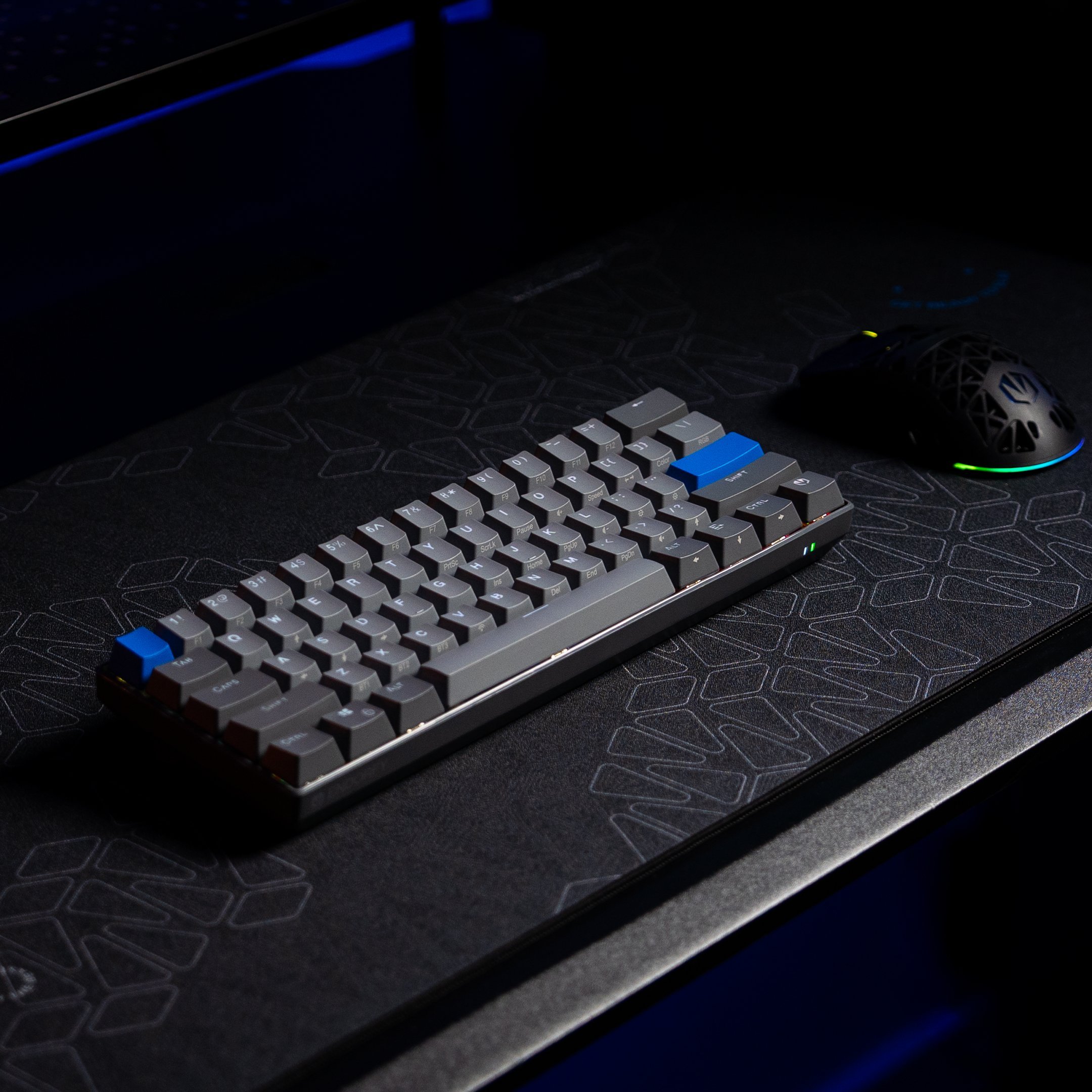 Механичка тастатура Endorfy Thock V2 Compact Wireless, 60%, ARGB, безжична, црна