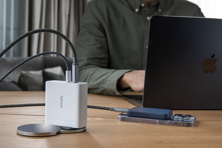 Powerbank wireless EPICO i pajtueshëm ne MagSafe, 4200mAh, i kaltër