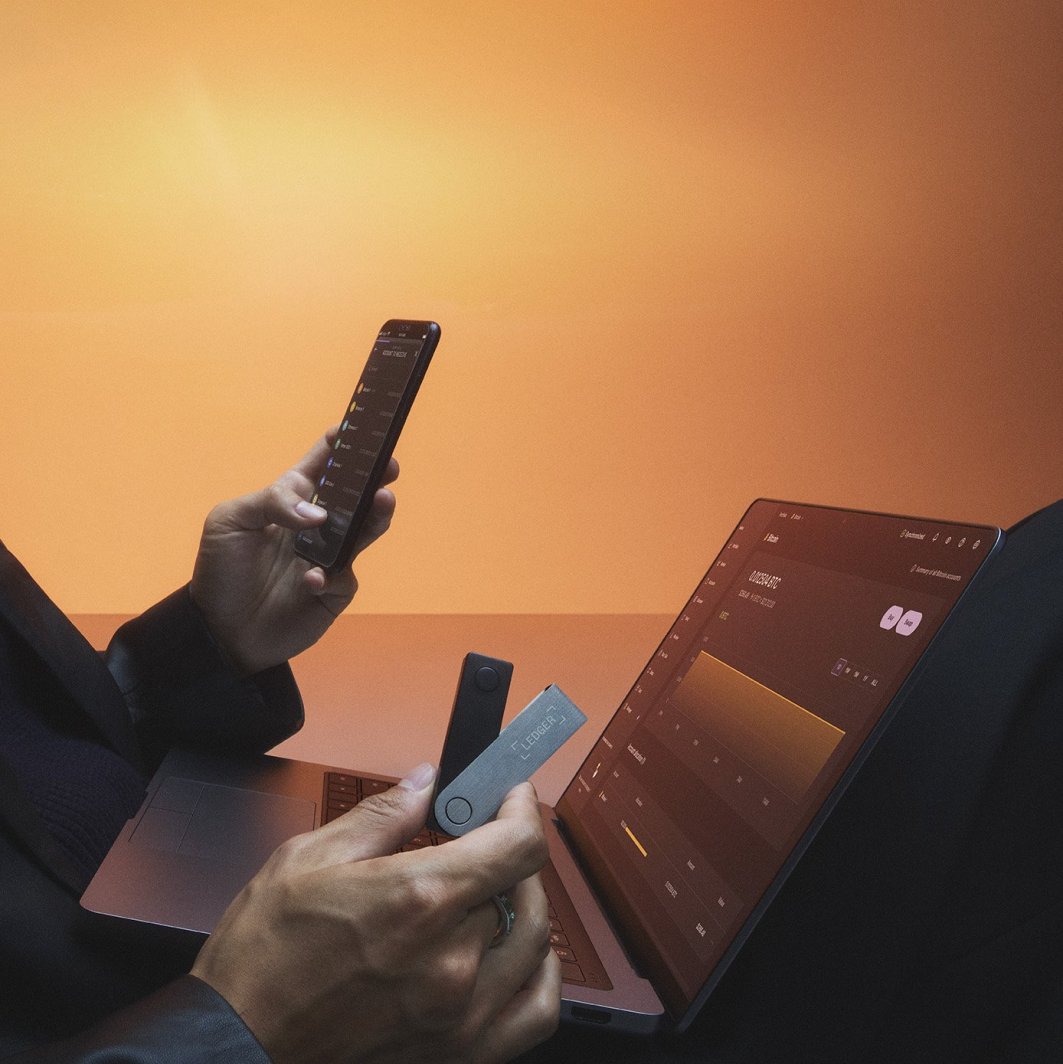 Pajisje për kriptovaluta Ledger Nano X, e zezë