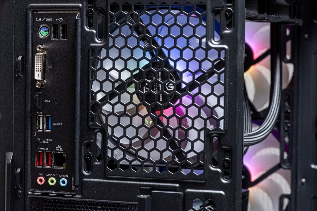 Kompjuter Game X G900, Intel Core i7-11700K, 32 GB RAM, RTX 3070, 2 TB SSD, 1 TB HDD, Windows 10 Pro, i zi