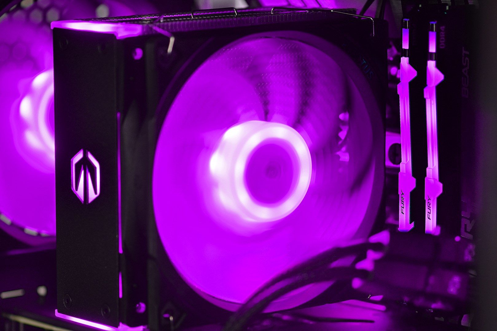 Kompjuter Actina, AMD Ryzen 7 7700, 32GB RAM, 1TB SSD, NVIDIA GeForce RTX 4070 Ti, i zi