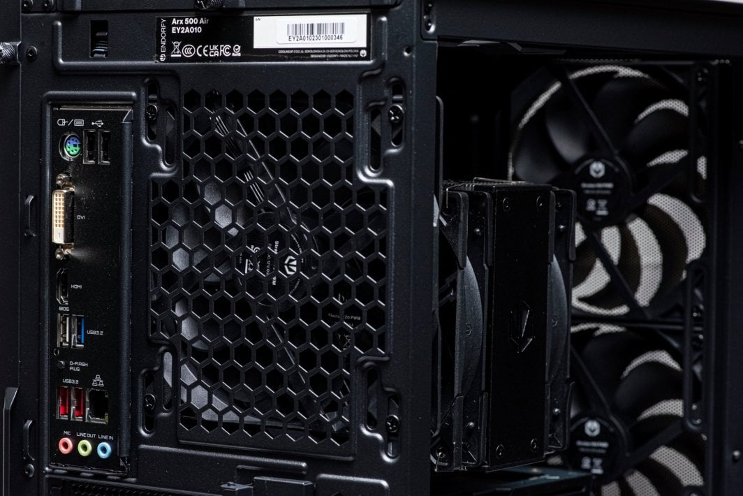 Kompjuter Game X G900, Ryzen 9 5950X, 64 GB RAM DDR4, RTX 3070, 1 TB M.2 PCIe 2 TB HDD, Windows 10 Pro, i zi