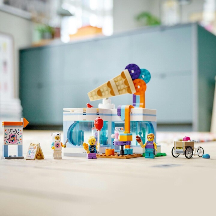 Set LEGO® City 60363 Ice Cream Shop, 296 pjesë