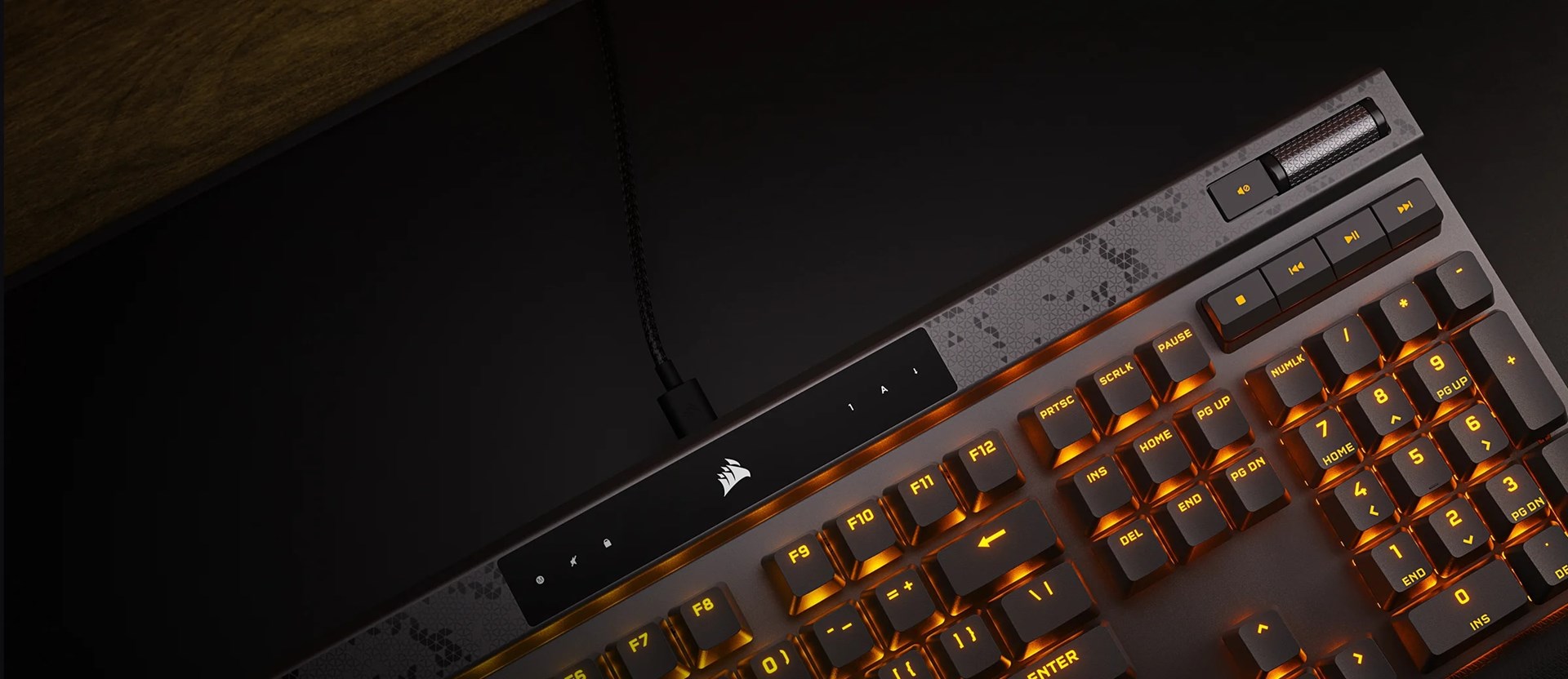 Tastierë Corsair K70 MAX, MGX, US Layout, e zezë