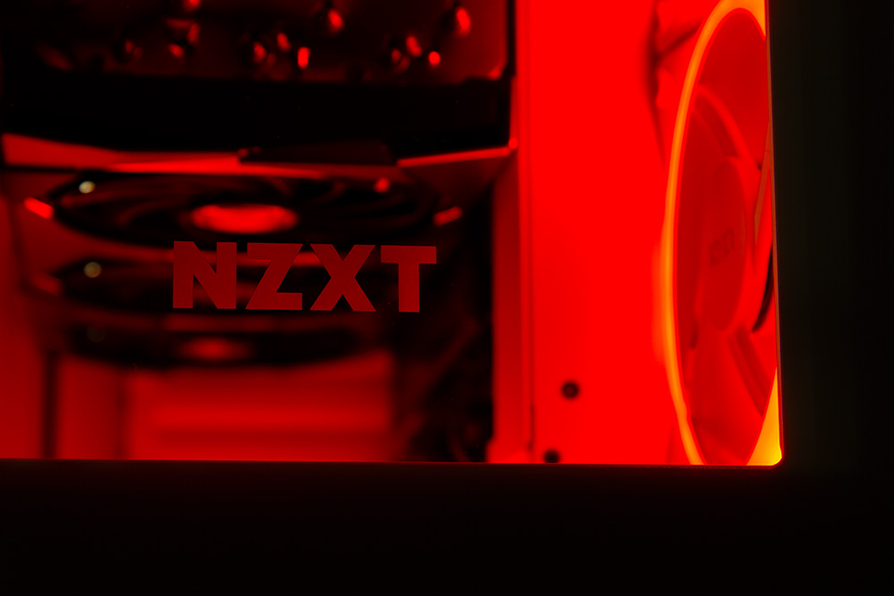 Kompjuter desktop HAL3000 Herní sestava MČR 2024, Intel Core i9-14900KF, 64GB RAM, 4TB SSD, RTX 4090, i bardhë