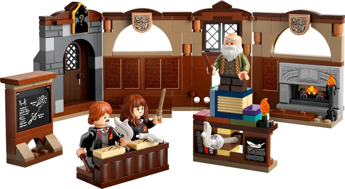 Lodër ndërtimi LEGO Harry Potter 76442 Hogwarts Castle Charms Class, playset, shumëngjyrësh