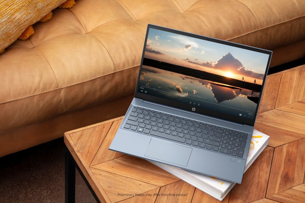 Laptop HP Pavilion 15-eh3144nw, 15.6", AMD Ryzen 5 7530U, 16 GB RAM, 512 GB SSD, i kaltër