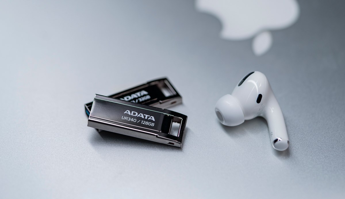 USB ADATA UR340, 64 GB, USB Type-A