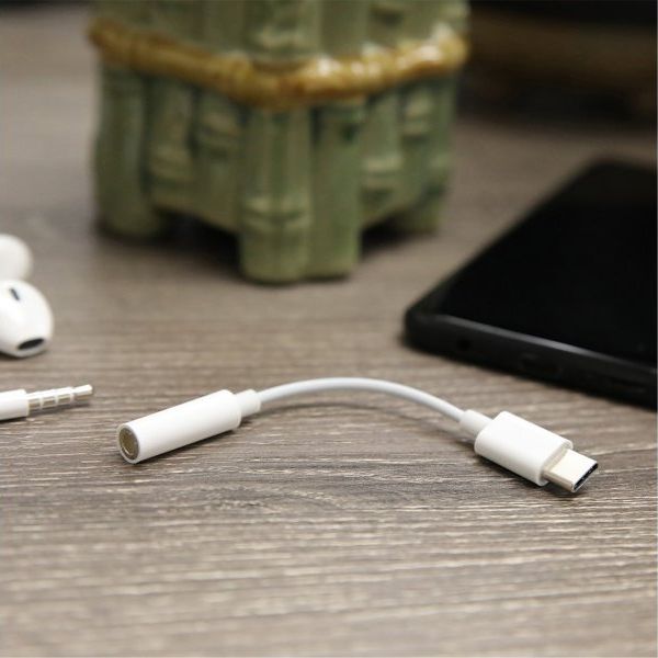 Аудио адаптер Самсунг USB C во 3.5mm, 24bit 192kHz, бел